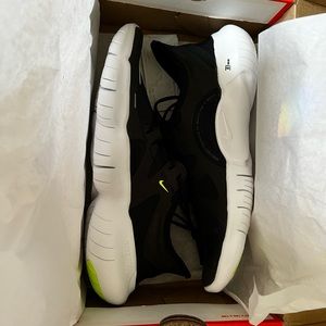 Women’s Black and White Size 8 Sneakers